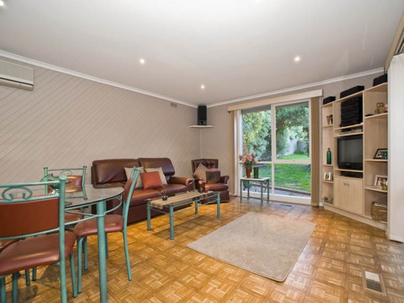 3 Blackfriars Close, Wantirna VIC 3152