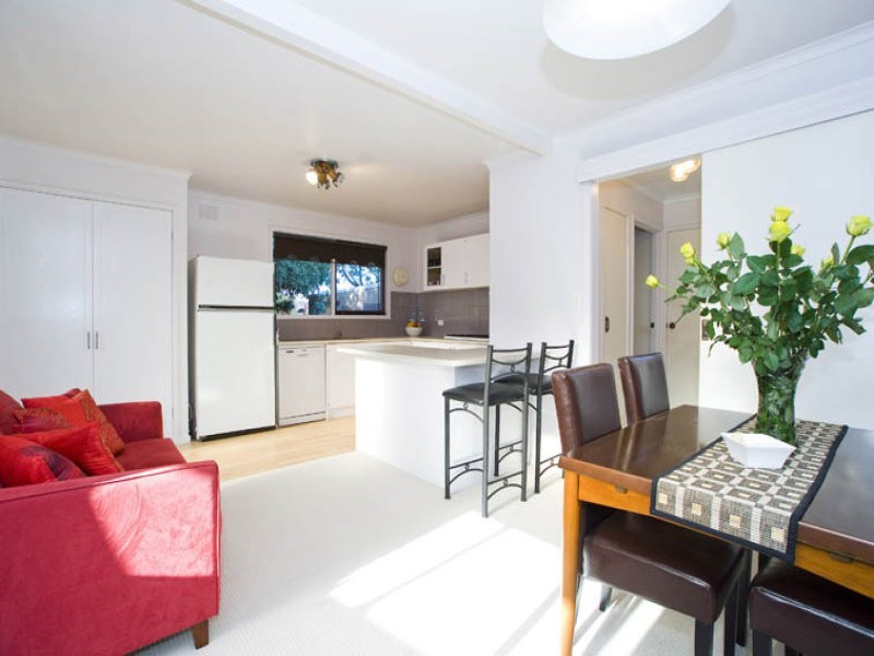 14 Stratford Square, Wantirna VIC 3152