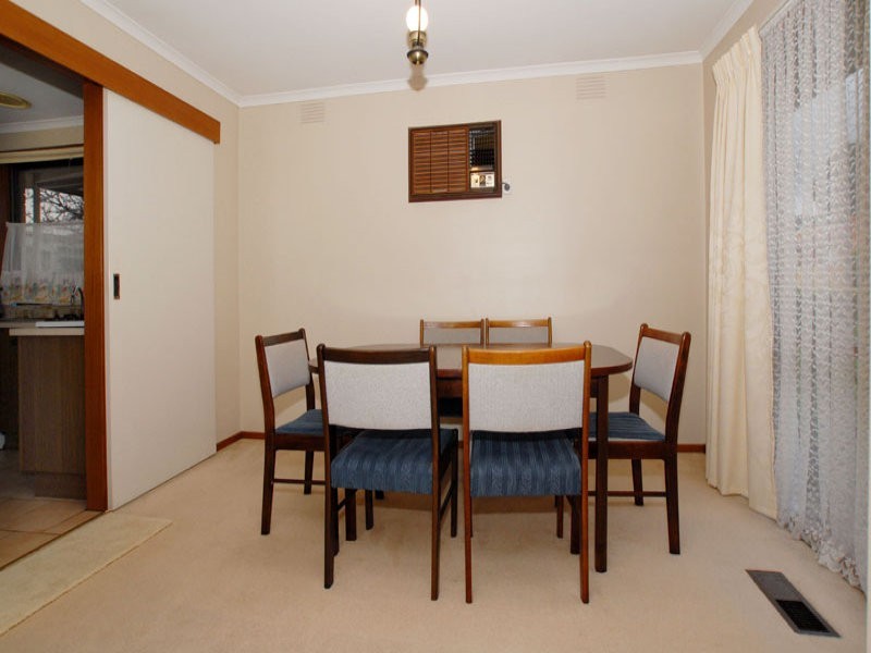 11 Mockridge Street, Wantirna South VIC 3152