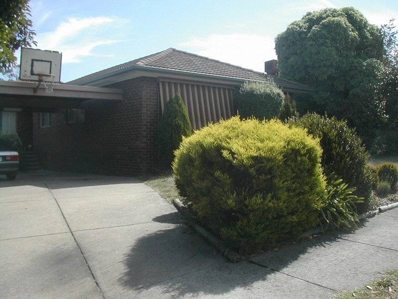 62 Birchfield Crescent, Wantirna VIC 3152