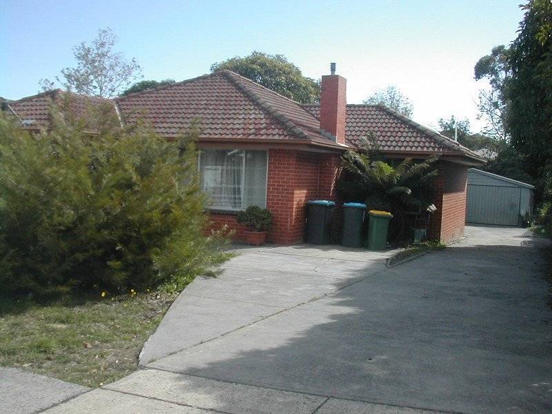 8 Darwin Road, Boronia VIC 3155