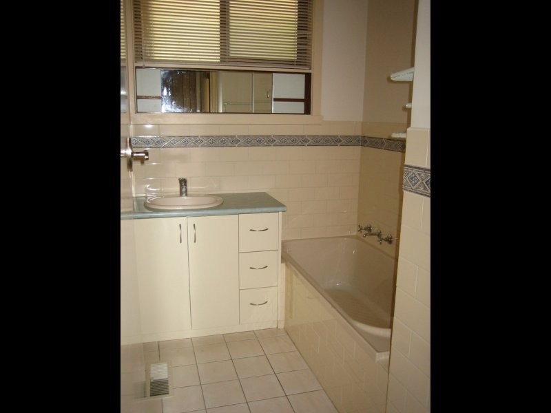 4 Berkley Street, Wantirna South VIC 3152