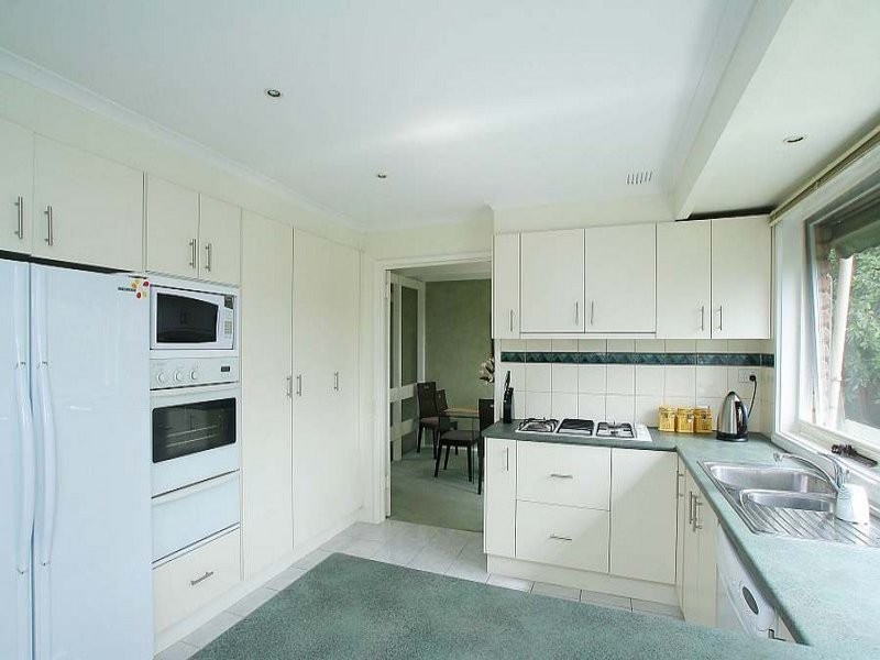 35 Helpmann Street, Wantirna South VIC 3152