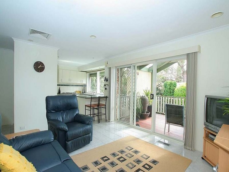 35 Helpmann Street, Wantirna South VIC 3152