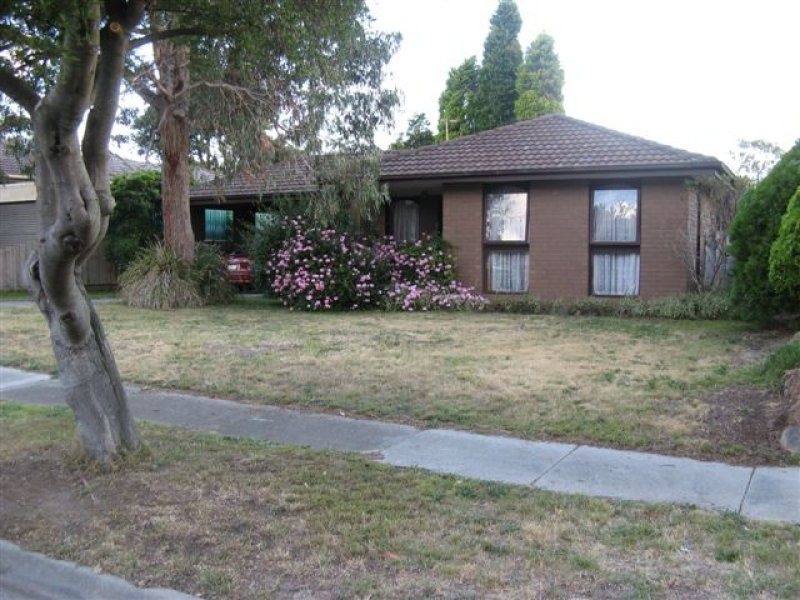 16 Cloverlea Drive, Wantirna VIC 3152
