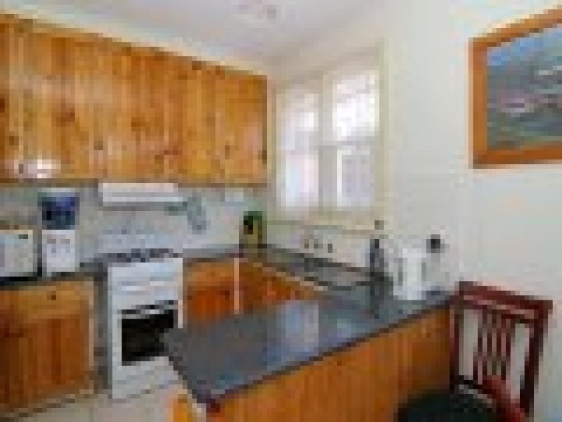 42 Bona Vista Road, Bayswater VIC 3153