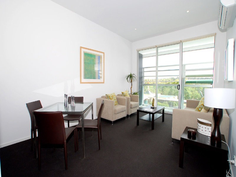 Apar. 312, 337 Stud Road, Wantirna VIC 3152