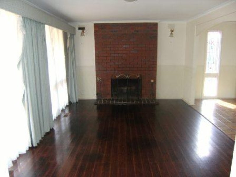 36 Michele Drive, Scoresby VIC 3179