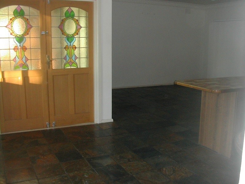 81 Wallace Road, Wantirna South VIC 3152