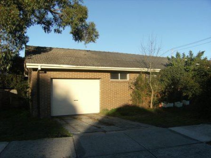 2 Mingana Road, Wantirna VIC 3152