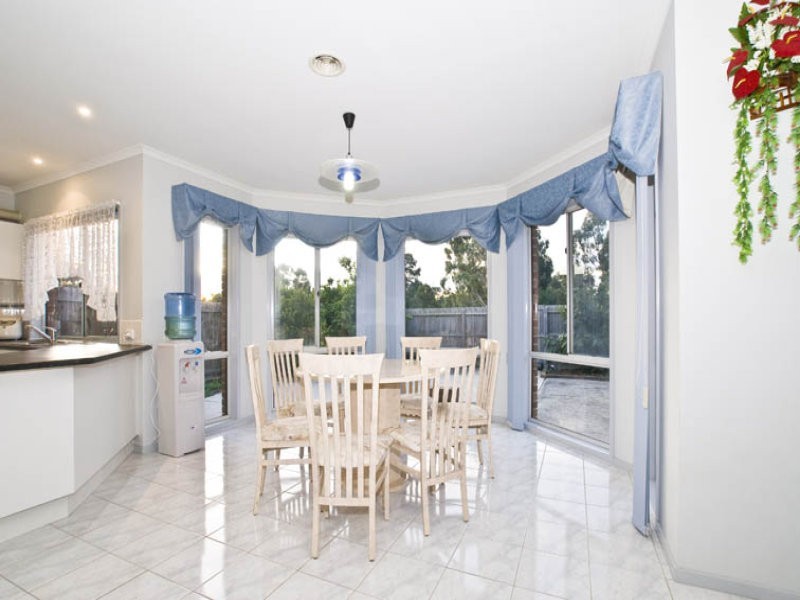 20 Earls Court, Wantirna South VIC 3152