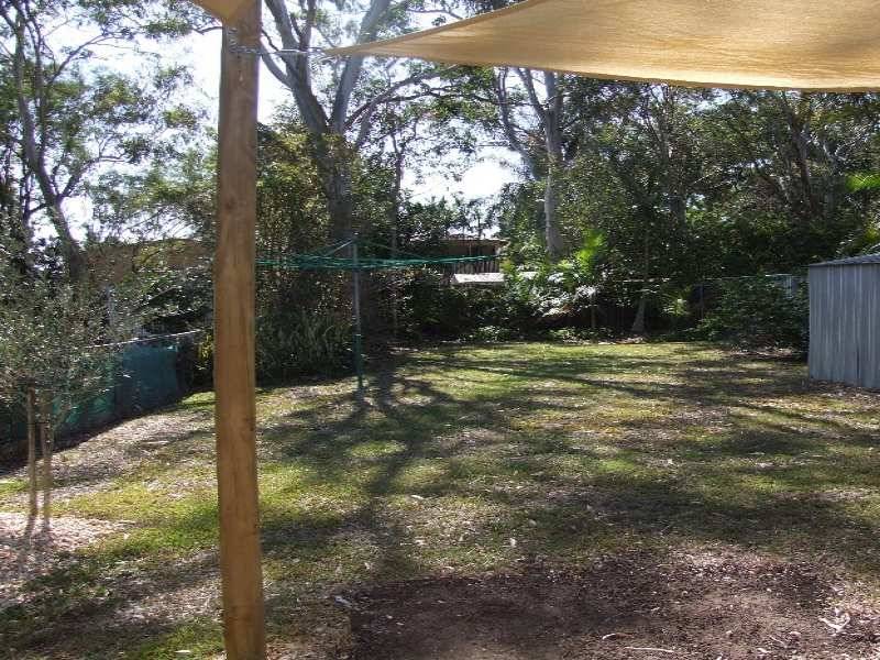 57 Leon St, Thorneside QLD 4158