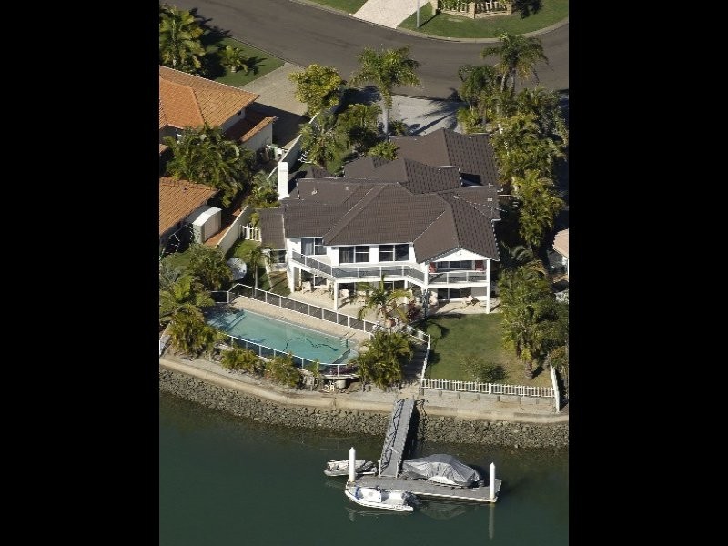 25 Downwind Crt, Birkdale QLD 4159