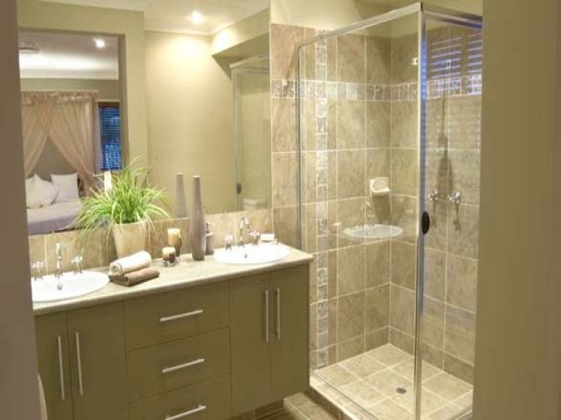 15 Hoskins Drive, Wellington Point QLD 4160