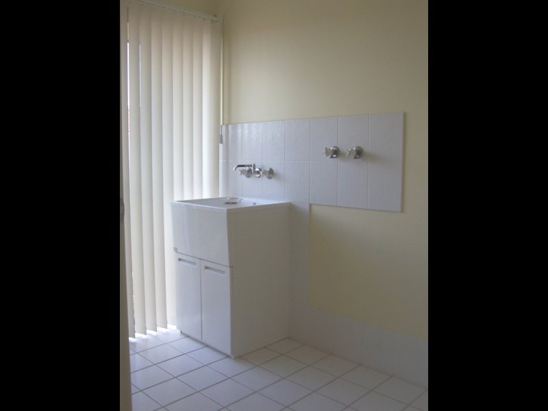 17 Remo Place, Birkdale QLD 4159