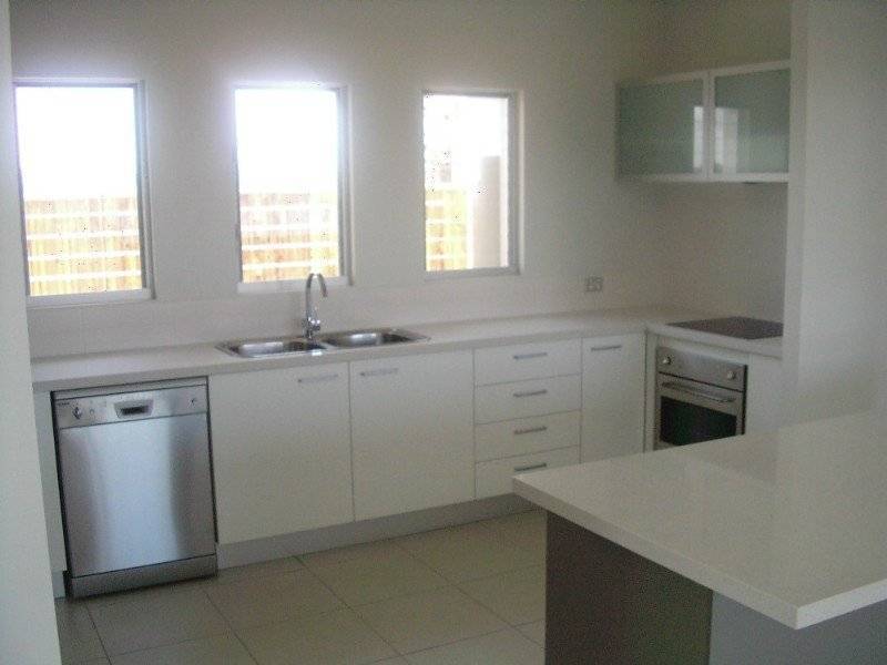 2 Gimbal Court, Wurtulla QLD 4575