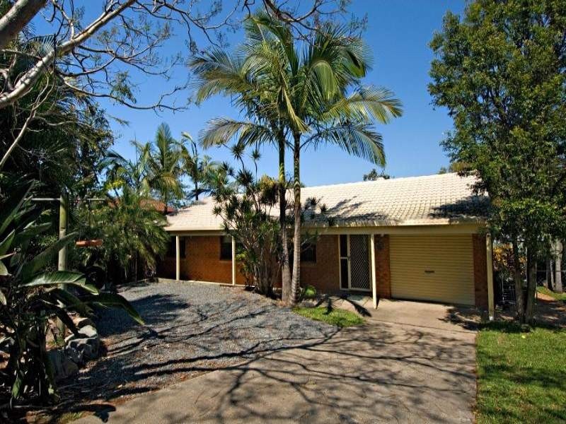 38 Enfield Crescent, Battery Hill QLD 4551