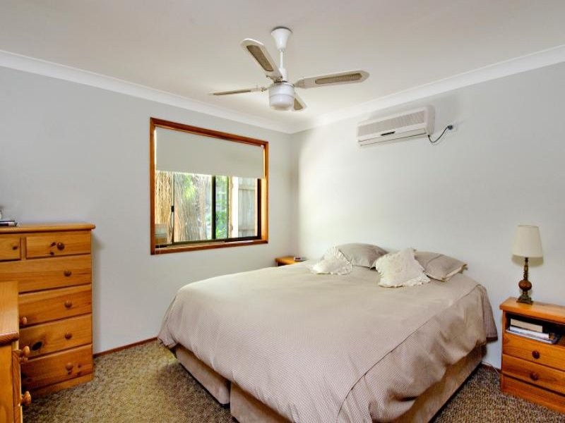 38 Enfield Crescent, Battery Hill QLD 4551