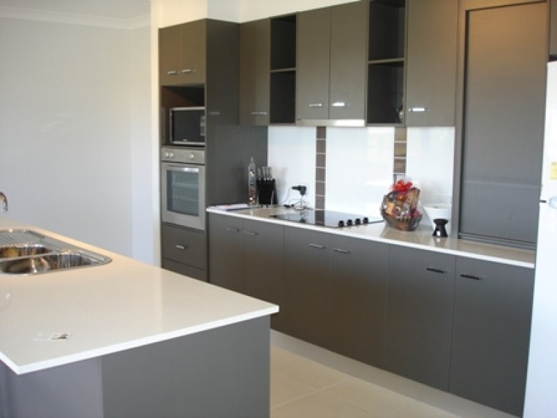 8 Silkpod Street, Meridan Plains QLD 4551