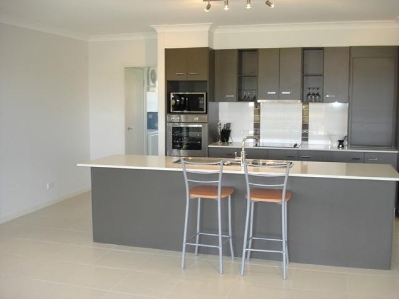 8 Silkpod Street, Meridan Plains QLD 4551