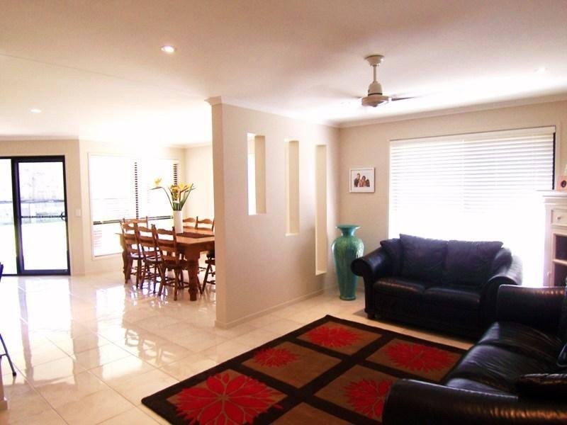 53 Alicia Circuit, Little Mountain QLD 4551