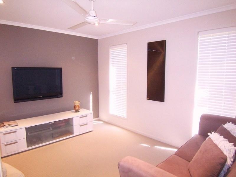 53 Alicia Circuit, Little Mountain QLD 4551