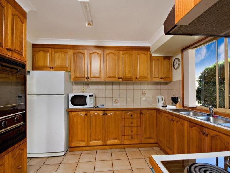 17 Mulloka Esplanade, Wurtulla QLD 4575