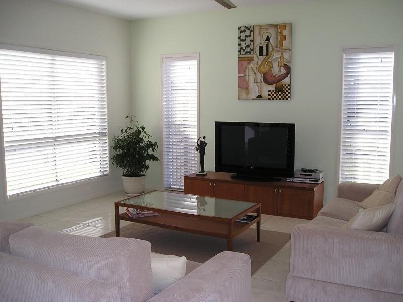 27 Scribbly Gum Drive, Meridan Plains QLD 4551