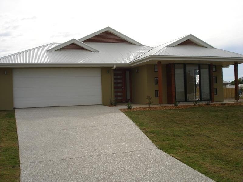4 Pacific Place, Beerwah QLD 4519