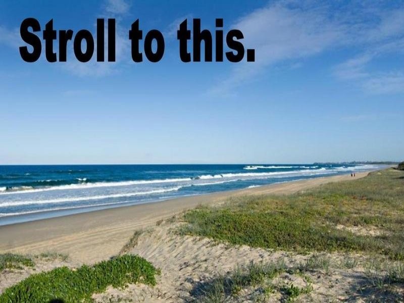 10 Mulgani Street, Warana QLD 4575