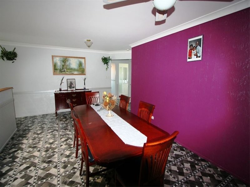 4 Templar Street, Wynnum West QLD 4178