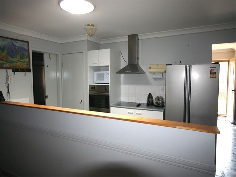 4 Templar Street, Wynnum West QLD 4178