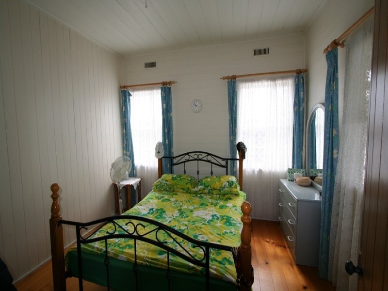 53 Carnation Street, Wynnum QLD 4178