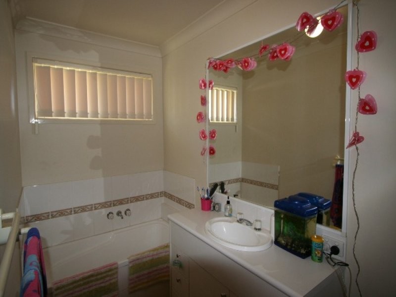 42 Solandra Street, Wynnum West QLD 4178