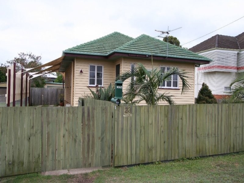 23 Faine Street, Manly West QLD 4179