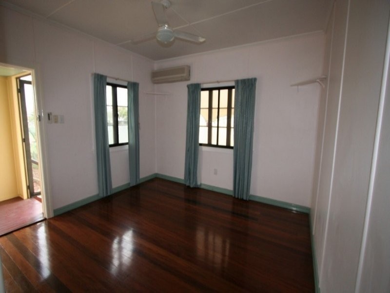 23 Faine Street, Manly West QLD 4179