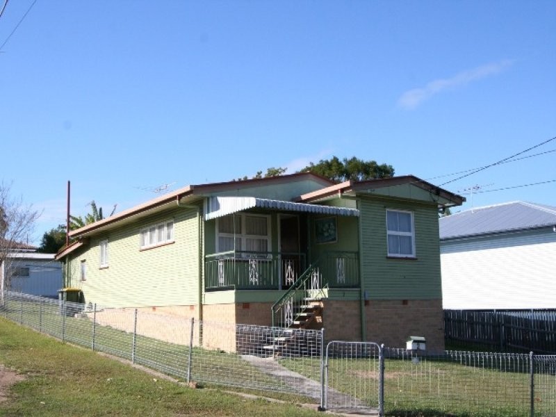 2 Selkirk Street, Tingalpa QLD 4173