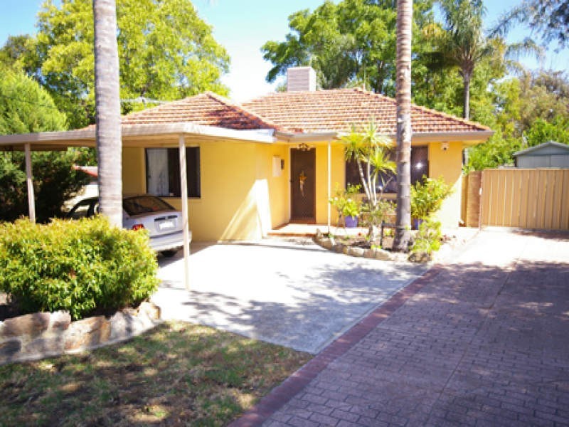 15 Sneddon Place, Balga WA 6061