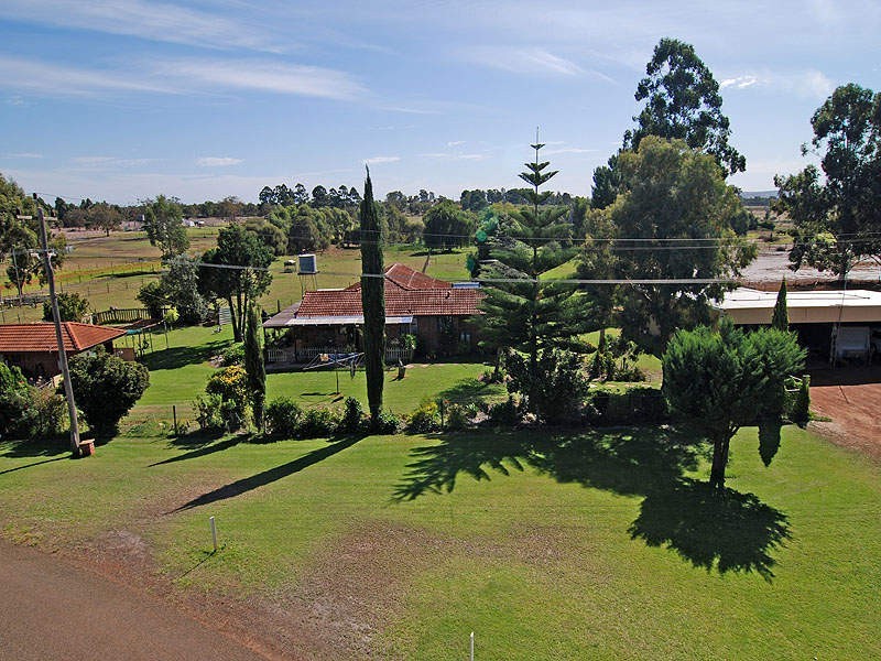 42 Bingham Road, Bullsbrook WA 6084