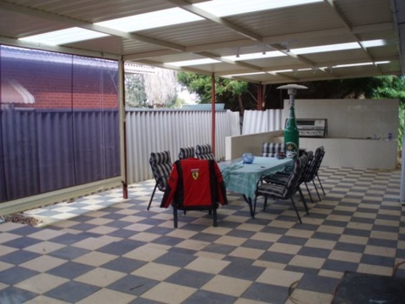 37 Allinson Drive, Girrawheen WA 6064