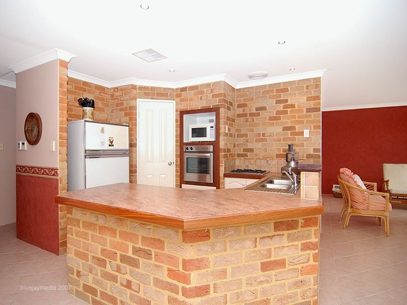 18 Baluchi Way, Henley Brook WA 6055