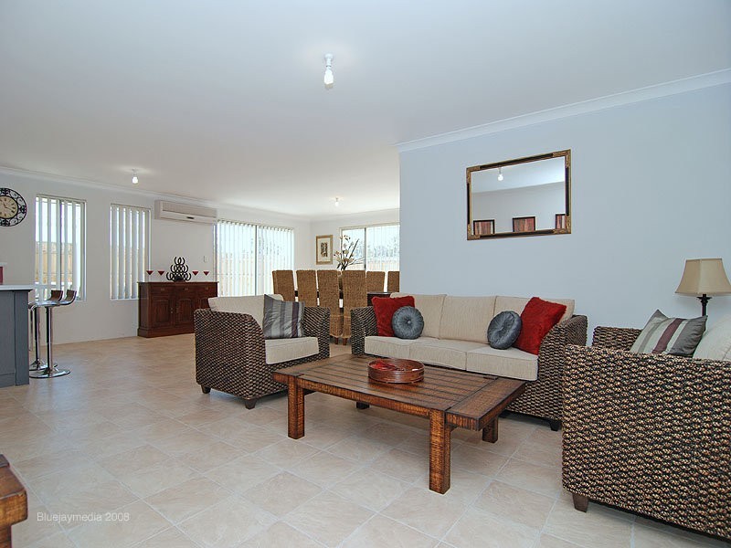 2 Two Rivers Loop, Ellenbrook WA 6069