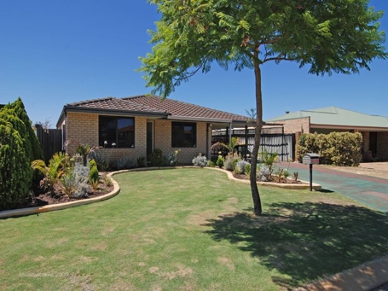 4 Pinea Turn, Ellenbrook WA 6069