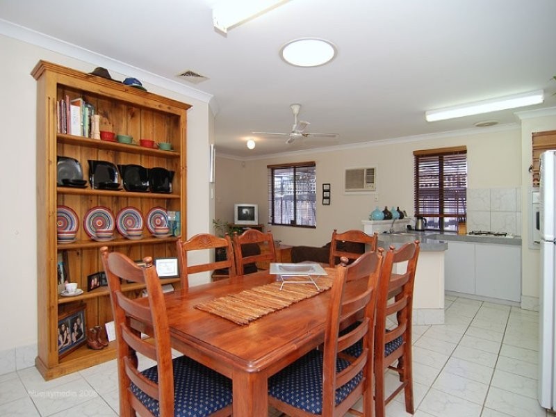4 Pinea Turn, Ellenbrook WA 6069