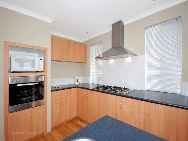 9 Ancona Link, Landsdale WA 6065