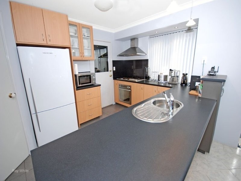 8 Leopold Turn, Ellenbrook WA 6069