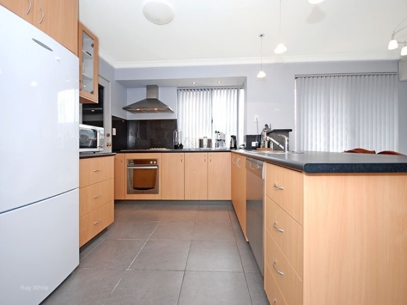 8 Leopold Turn, Ellenbrook WA 6069