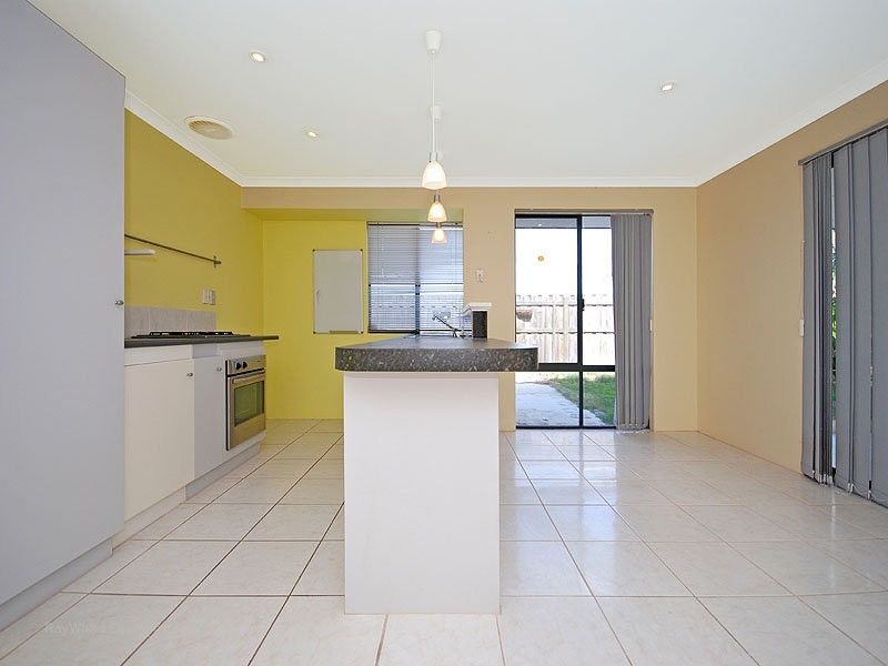 35 Pinegrove Drive, Ellenbrook WA 6069