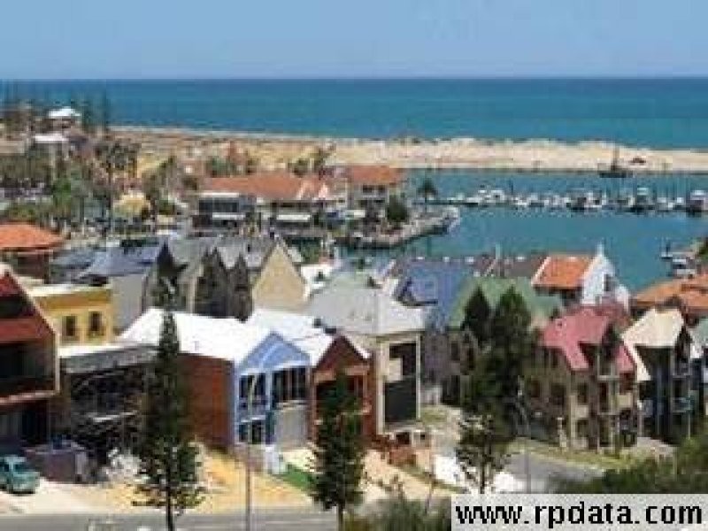 27 Mariners View, Mindarie WA 6030