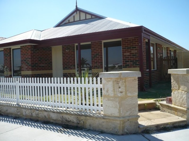 9 Syred Way, Ellenbrook WA 6069